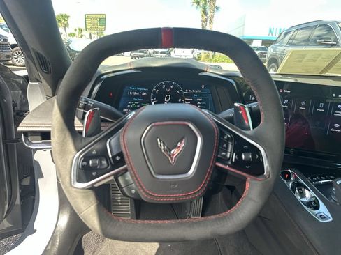 Used 2025 Chevrolet Corvette Stingray Premium Conv w/ Z51 Performance Package RWD image 20