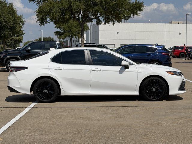 Used 2023 Toyota Camry LE FWD image 3