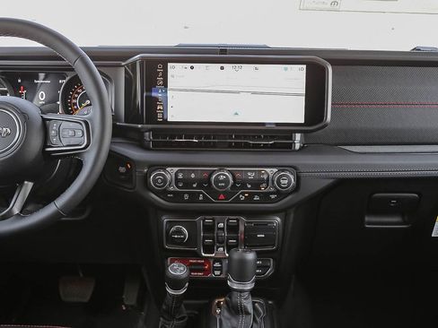 New 2026 Jeep Gladiator Rubicon AWD/4WD image 14