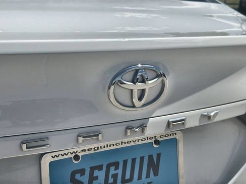 Used 2024 Toyota Camry LE AWD/4WD image 29