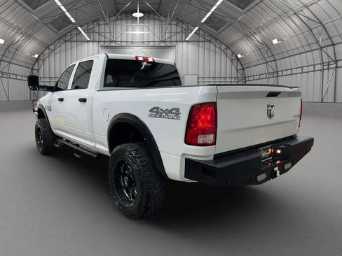 Used 2018 RAM 2500 Tradesman w/ Chrome Appearance Group AWD/4WD image 3