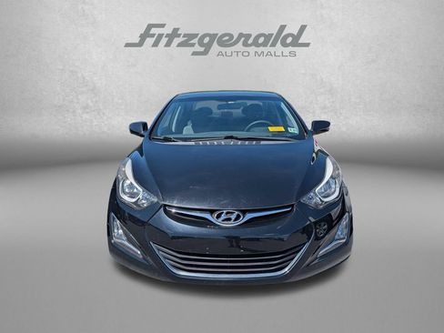 Used 2016 Hyundai Elantra SE w/ Option Group 02 FWD image 2