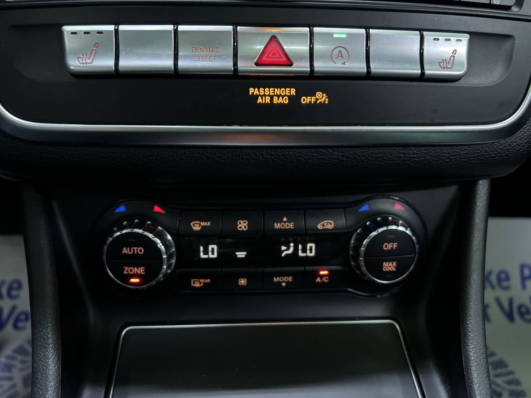 Used 2019 Mercedes-Benz CLA 250 4MATIC image 23