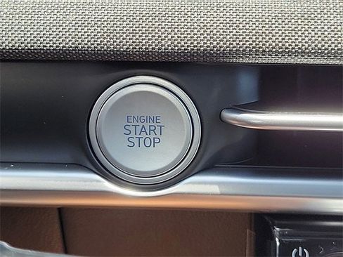 New 2025 Hyundai Tucson Limited image 7