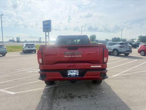Used 2023 GMC Sierra 1500 Elevation w/ Preferred Package AWD/4WD image 6