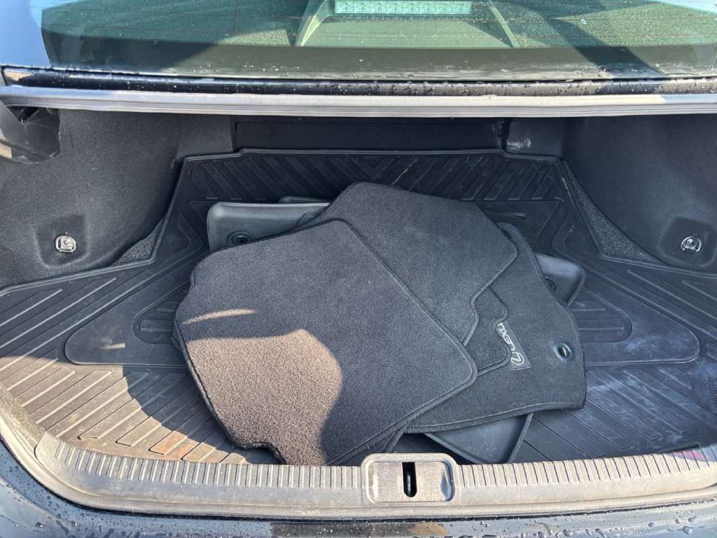 Used 2019 Lexus ES 350 w/ Premium Package FWD image 5