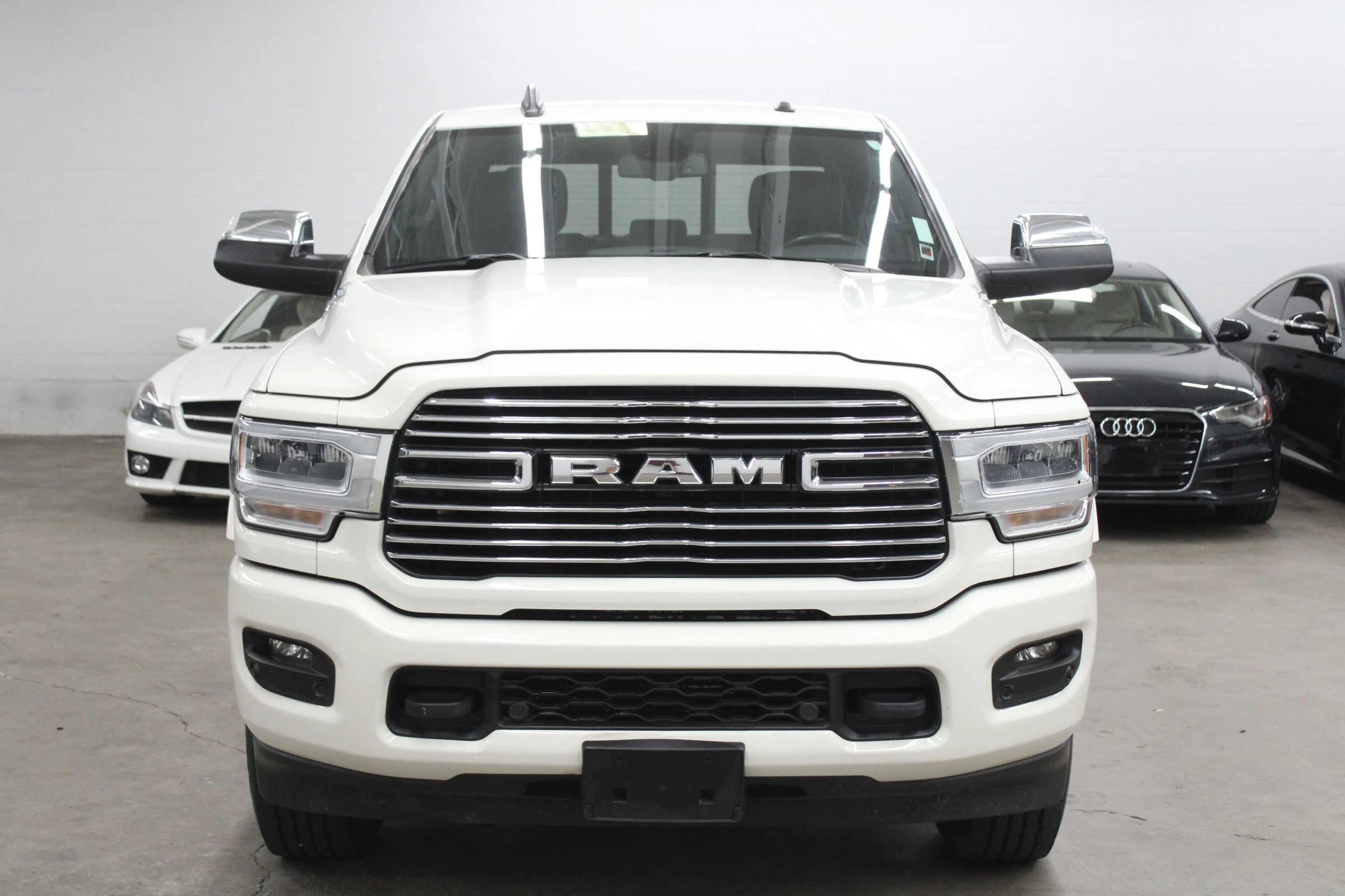 Used 2022 RAM 2500 Laramie AWD/4WD image 2