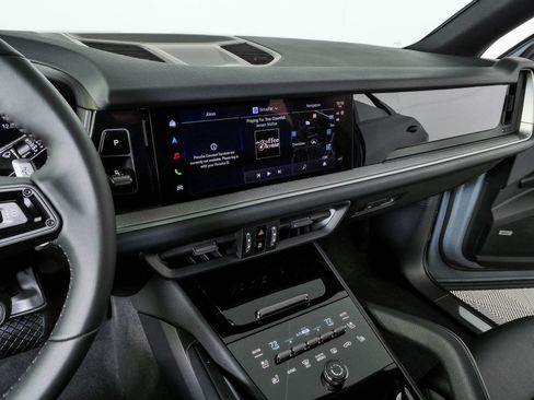 New 2026 Porsche Cayenne AWD/4WD image 13