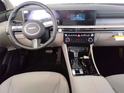 New 2025 Hyundai Tucson SEL image 10