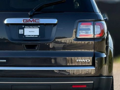 Used 2017 GMC Acadia Limited SLT AWD/4WD image 14