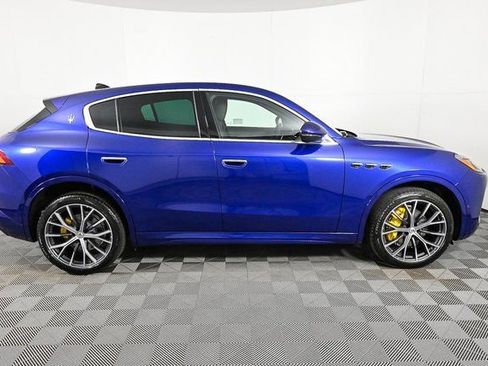 New 2025 Maserati Grecale GT image 30