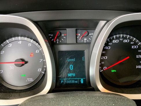 Used 2012 Chevrolet Equinox LT w/ Driver Convenience Package image 18