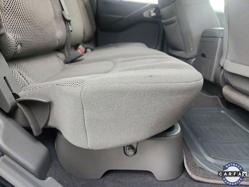 Used 2020 Nissan Frontier SV w/ Midnight Edition Floor Mats image 29