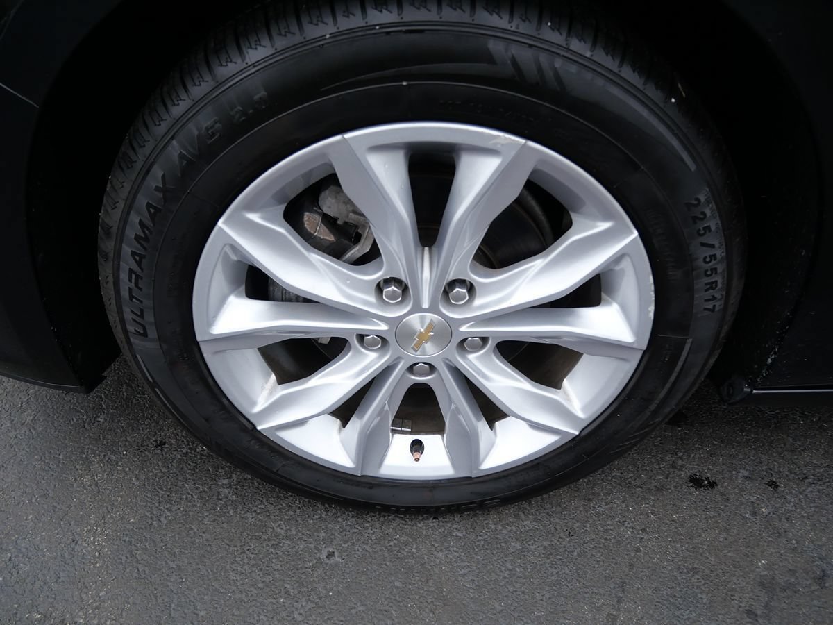 Used 2023 Chevrolet Malibu LT FWD image 32