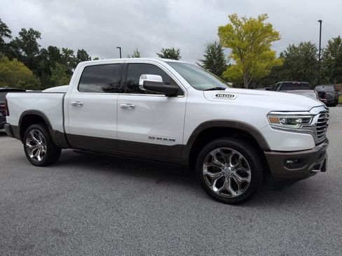 Used 2022 RAM 1500 Limited AWD/4WD image 2