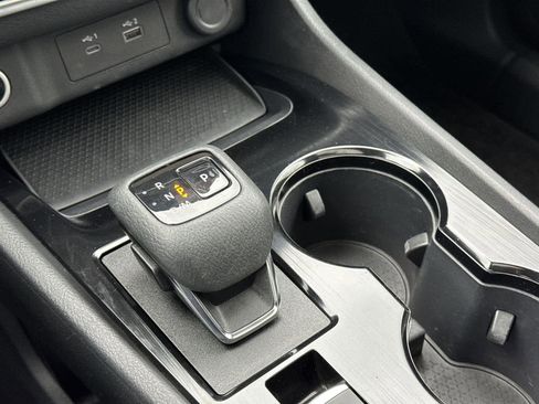 Used 2023 Nissan Rogue SV w/ SV Premium Package image 30