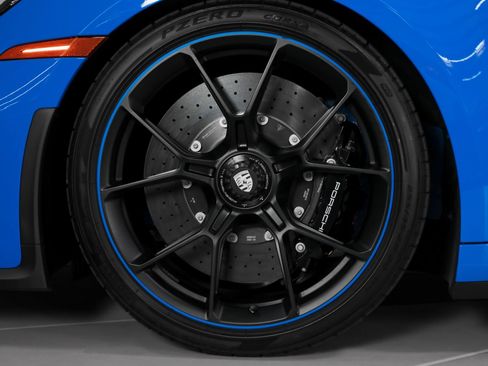 Used 2022 Porsche 911 GT3 RWD image 17