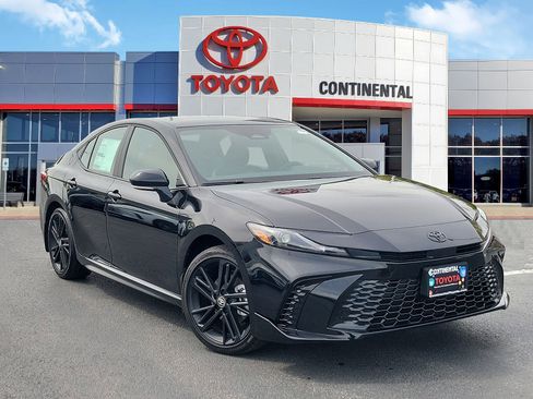 New 2026 Toyota Camry Hybrid AWD/4WD image 1