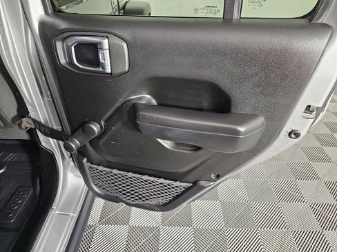 Used 2021 Jeep Wrangler Unlimited Sport image 35