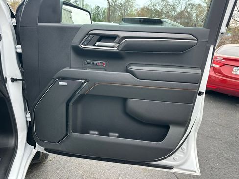 Used 2024 GMC Sierra 1500 AT4 w/ Technology Package image 15