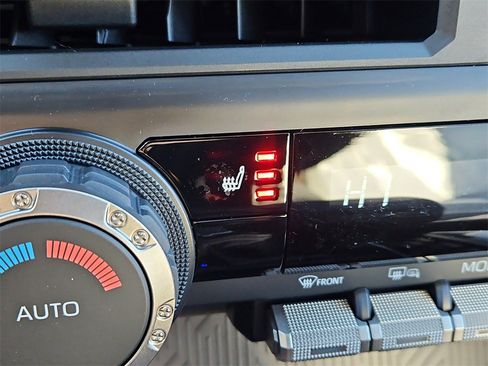 New 2025 Toyota Tacoma TRD Off-Road image 13