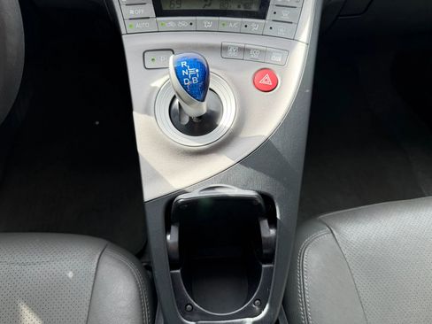 Used 2014 Toyota Prius Two FWD image 27