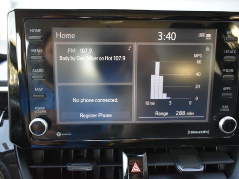 Used 2022 Toyota Corolla LE image 19