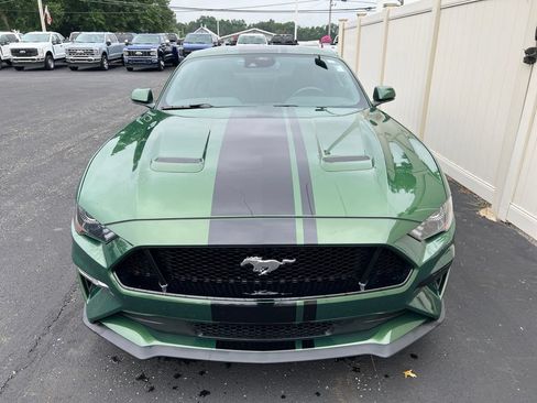Used 2022 Ford Mustang GT Premium w/ Equipment Group 401A RWD image 3