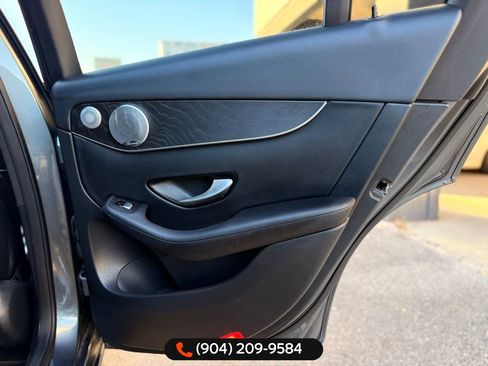 Used 2017 Mercedes-Benz GLC 300 GLC 300 image 34