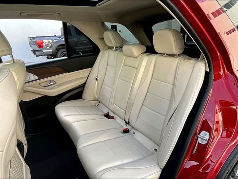 Used 2021 Mercedes-Benz GLE 350 4MATIC w/ Premium Package image 21