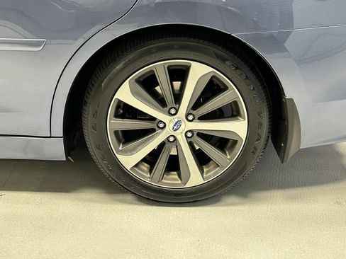 Used 2017 Subaru Legacy 2.5i Limited image 8