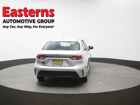 Used 2024 Toyota Corolla LE FWD image 37