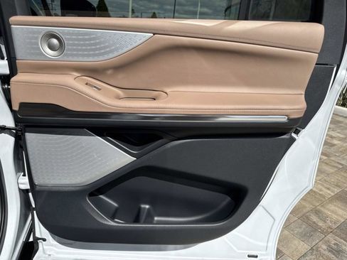 New 2025 Lincoln Navigator L Black Label image 21