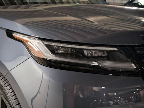 New 2026 Land Rover Range Rover Velar S AWD/4WD image 9