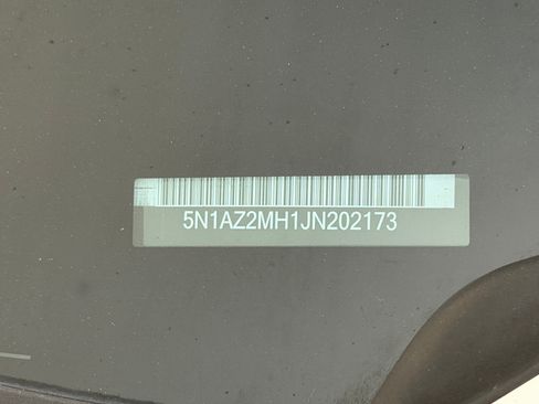 Used 2018 Nissan Murano Platinum w/ Cargo Package AWD/4WD image 26