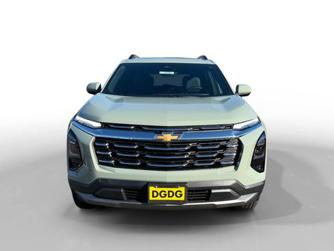 New 2026 Chevrolet Equinox LT w/ Convenience Package II image 8