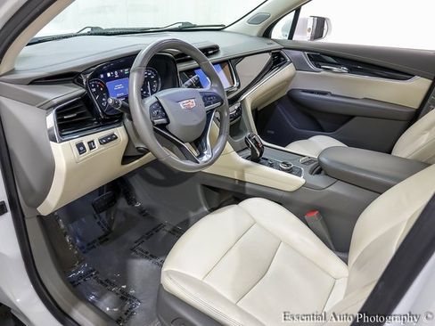 Used 2020 Cadillac XT6 Premium Luxury image 10