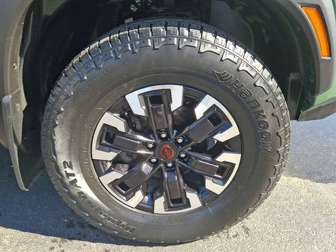 Certified 2024 Nissan Frontier PRO-4X w/ Technology Package AWD/4WD image 8