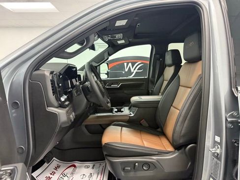 New 2026 Chevrolet Silverado 2500 High Country w/ Technology Package AWD/4WD image 9