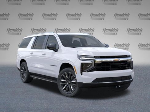 New 2026 Chevrolet Suburban LS RWD image 2