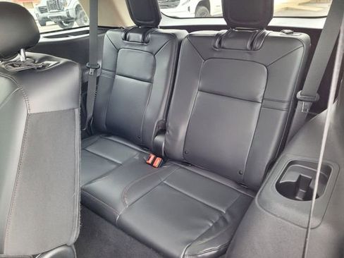 Used 2022 Lincoln Aviator AWD w/ Class IV Trailer Tow Package image 27