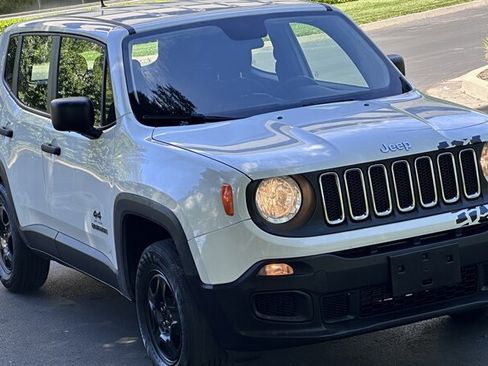 Used 2017 Jeep Renegade Sport w/ Power & Air Group image 3