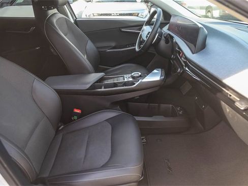 Certified 2024 Kia EV6 Light image 18