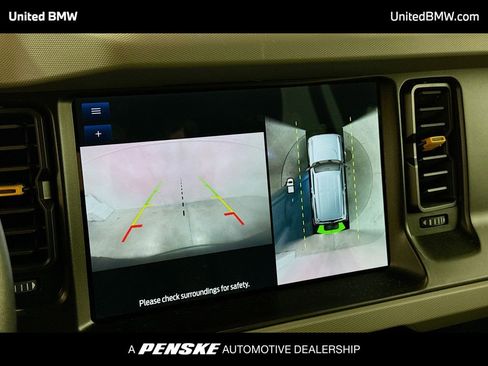 Used 2022 Ford Bronco Badlands image 9