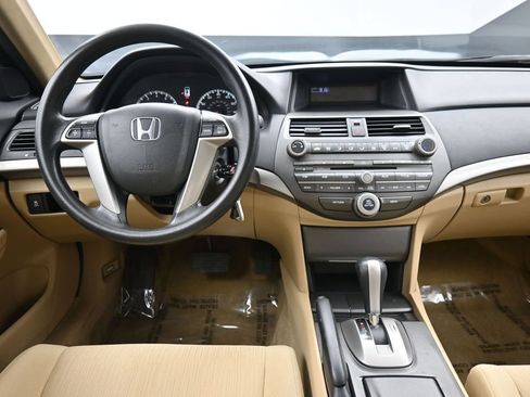 Used 2012 Honda Accord LX image 19