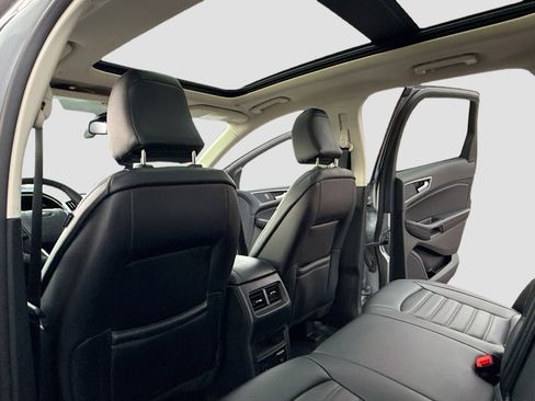 Certified 2024 Ford Edge SEL w/ Convenience Package image 6