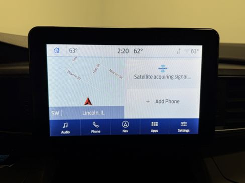 Used 2024 Ford Explorer XLT w/ Equipment Group 202A AWD/4WD image 6
