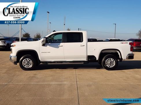 Used 2025 Chevrolet Silverado 2500 LT w/ Convenience Package AWD/4WD image 7