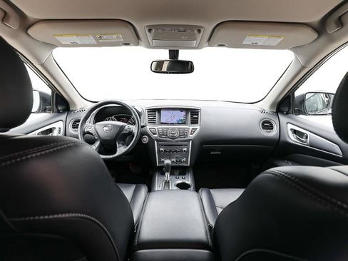 Used 2019 Nissan Pathfinder SL AWD/4WD image 24
