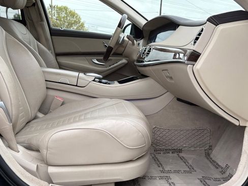 Used 2019 Mercedes-Benz S 560 Sedan image 48